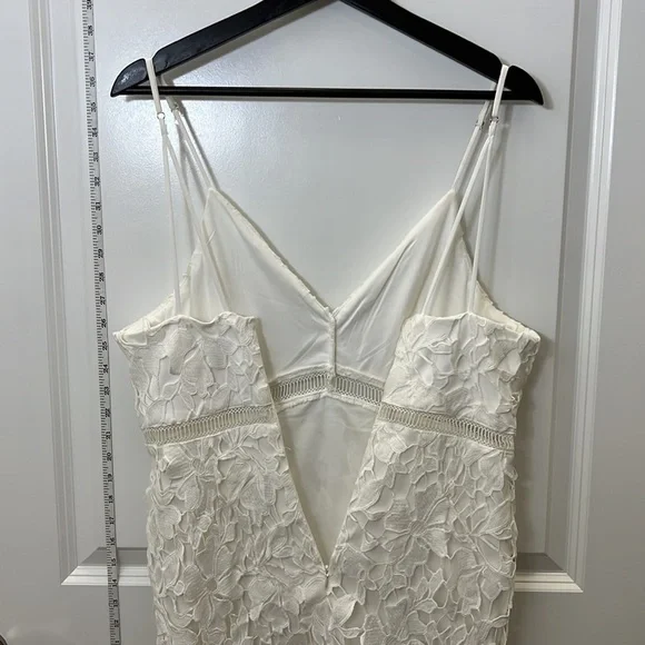 ASTR Lace Dress - Picture 3 of 9